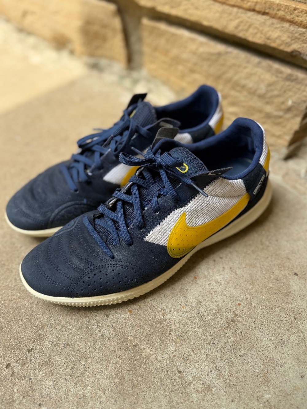 Nike Streetgato soccer shoes 10.5